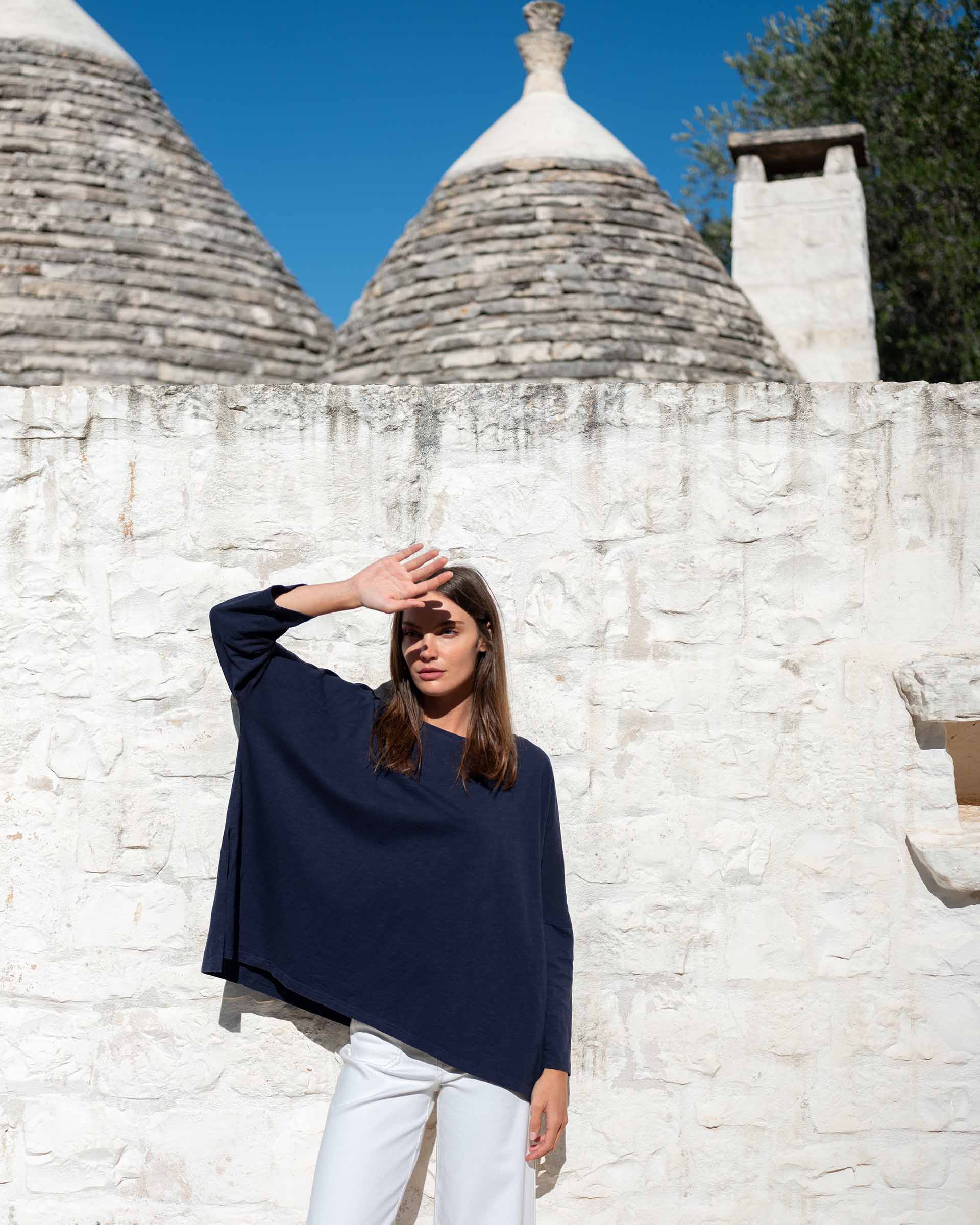 Women's One Size Tee in Navy Travel Destination