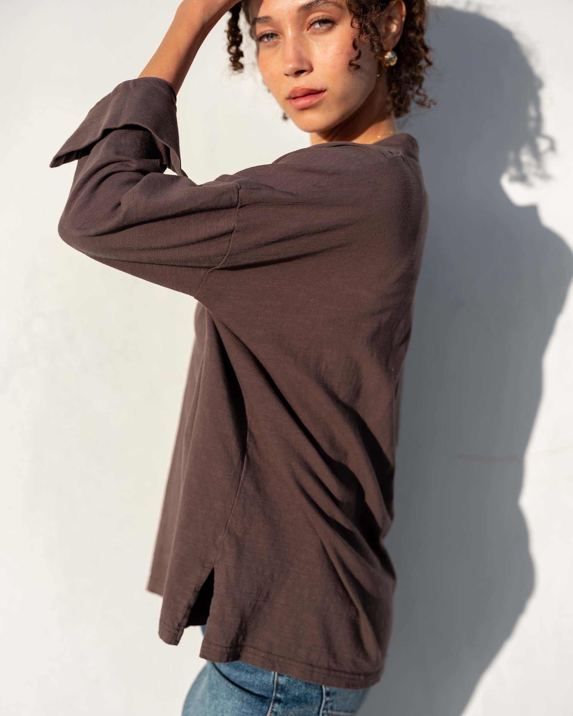 Women's Brown V-neck Cuff Tee for Fall