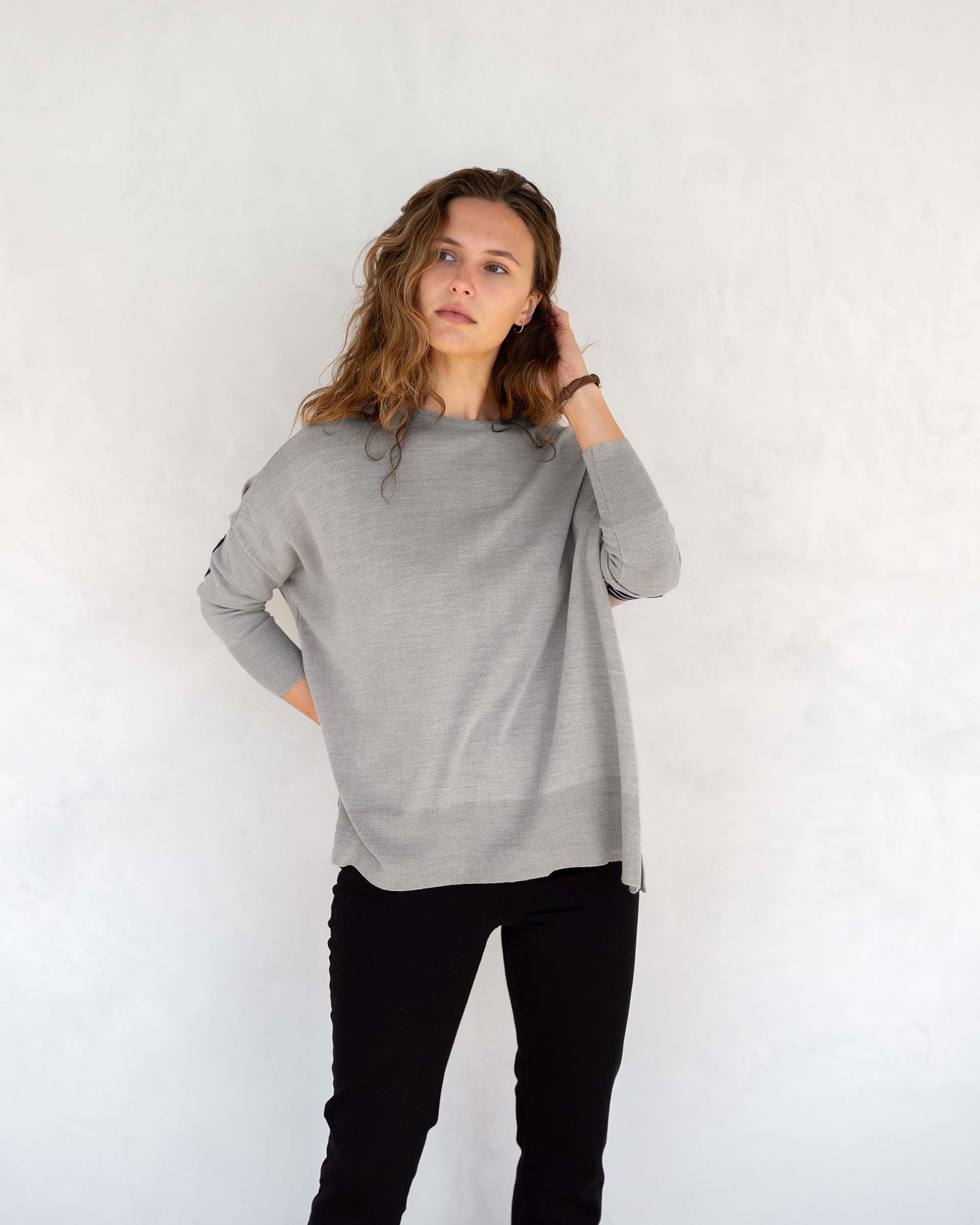 Women's One Size Gray Sweater with Blue Hearts on Sleeve