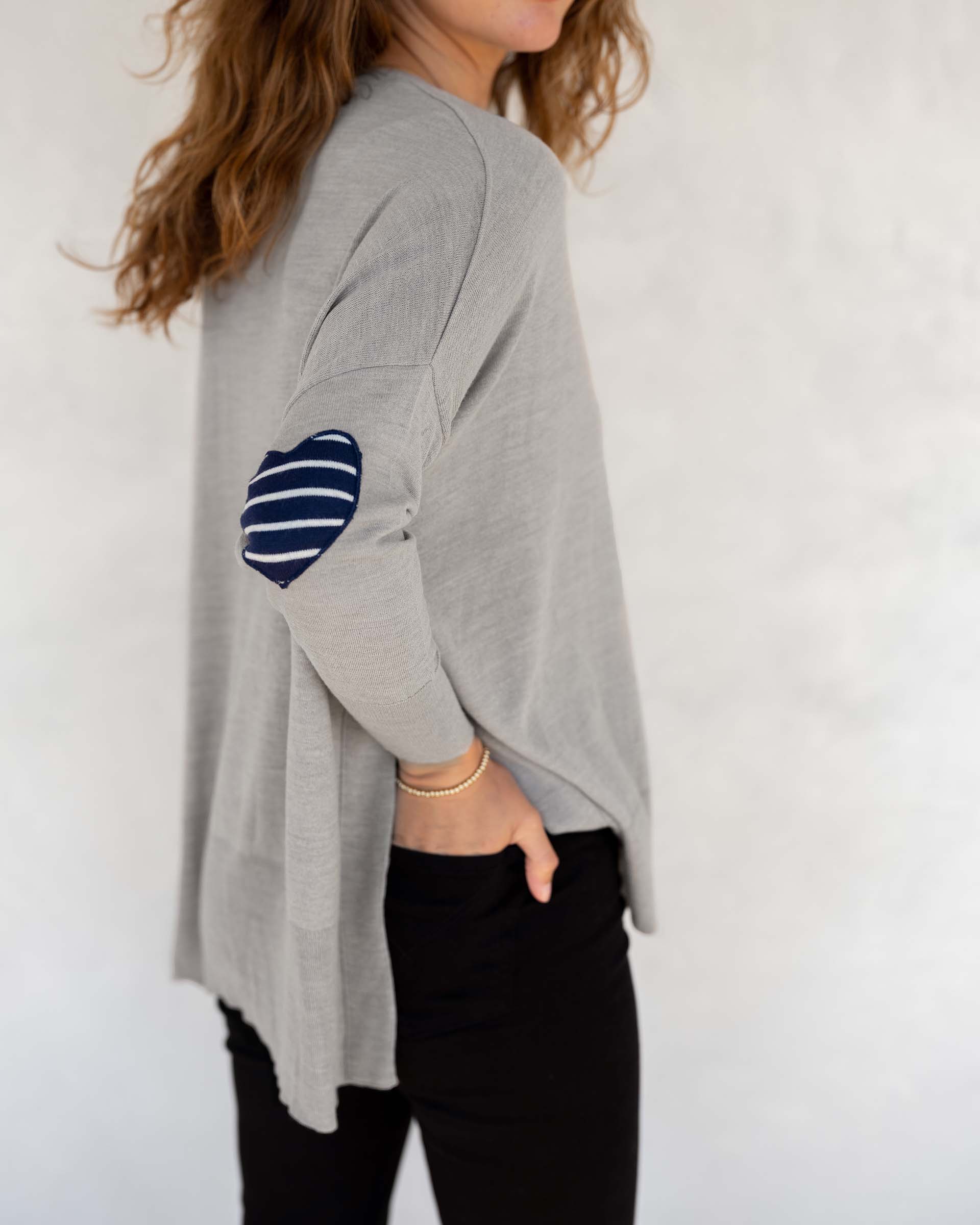 Women's One Size Gray Sweater with Blue Hearts on Sleeve