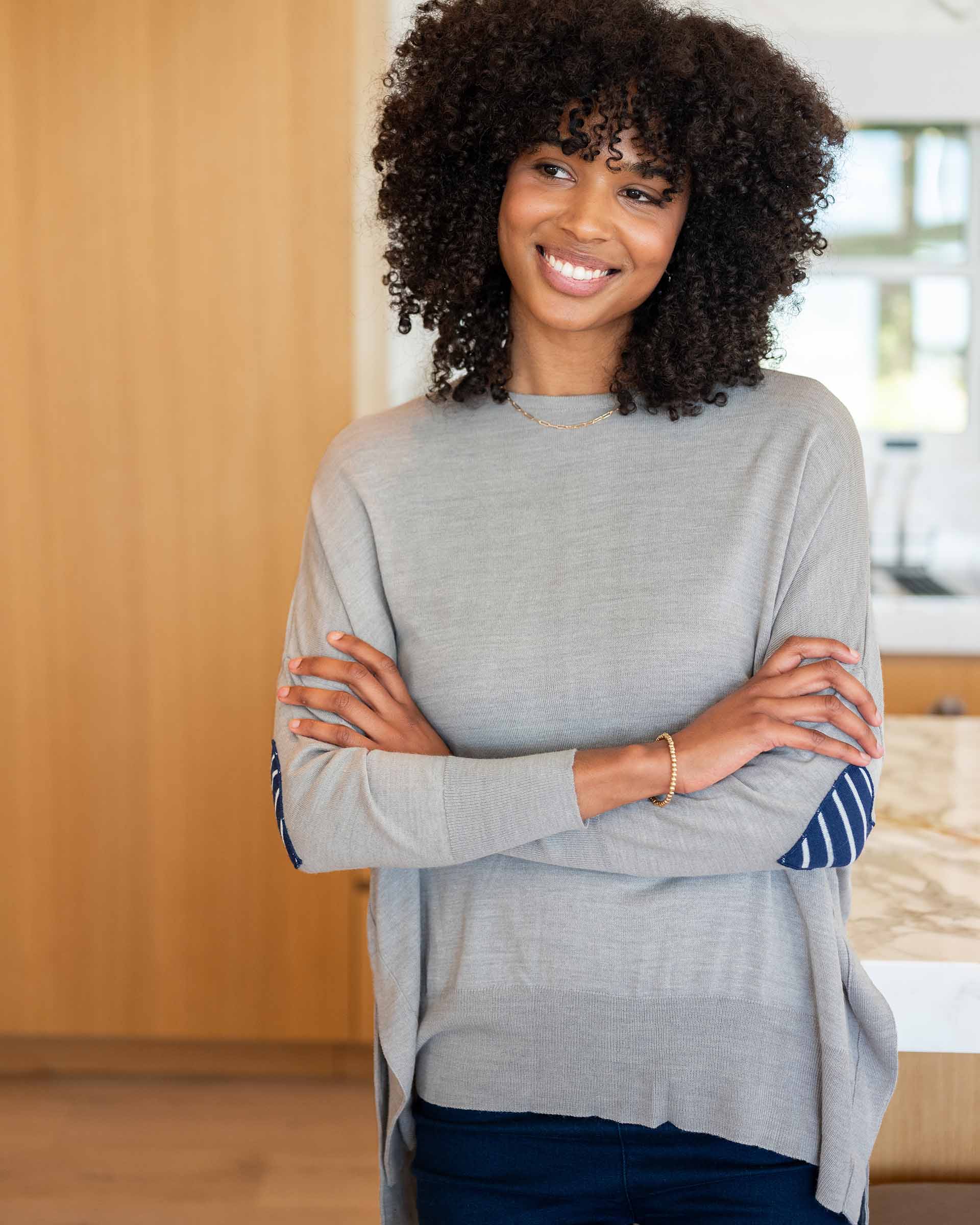 Women's One Size Gray Sweater with Blue Hearts on Sleeve