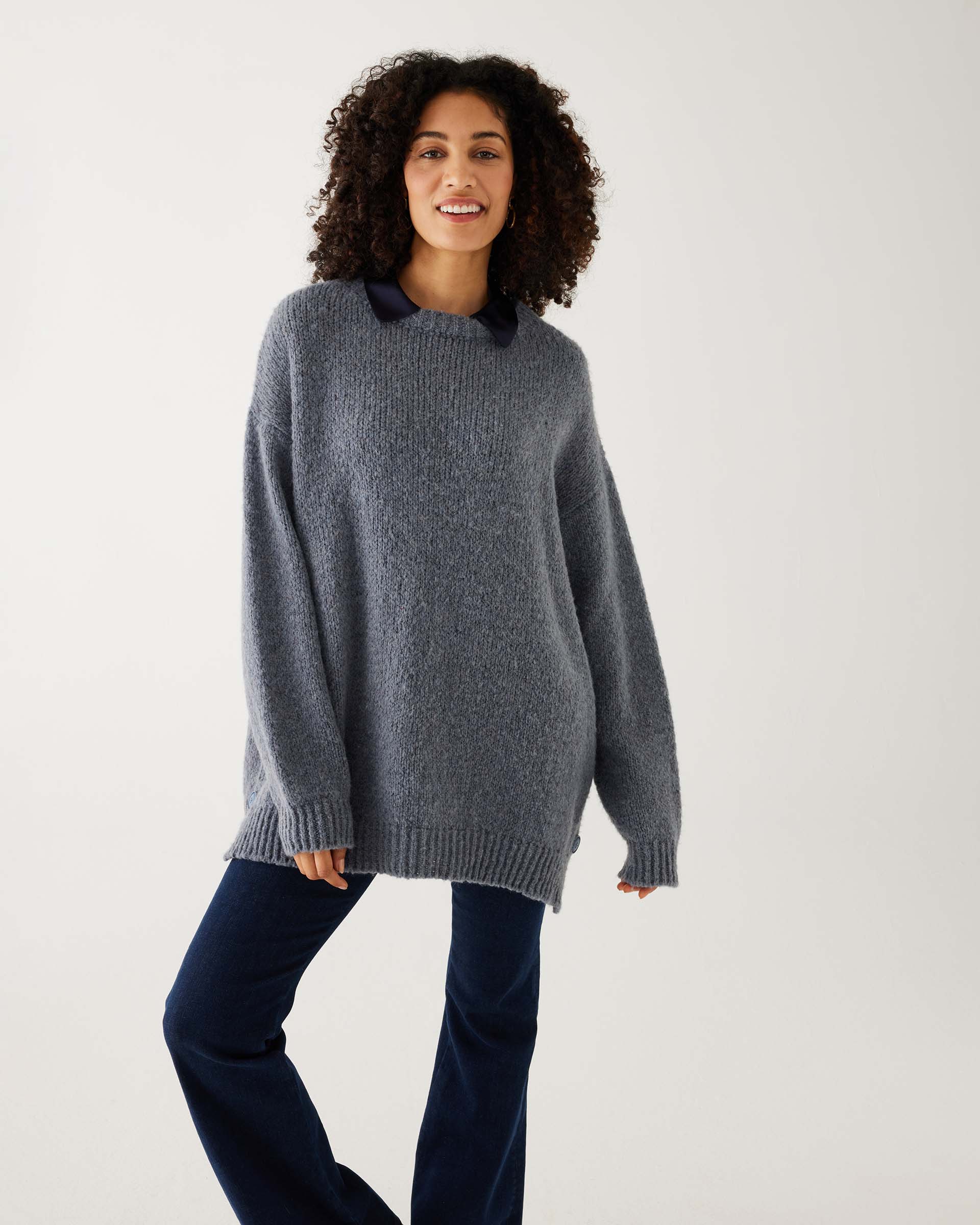 Side shop button sweater