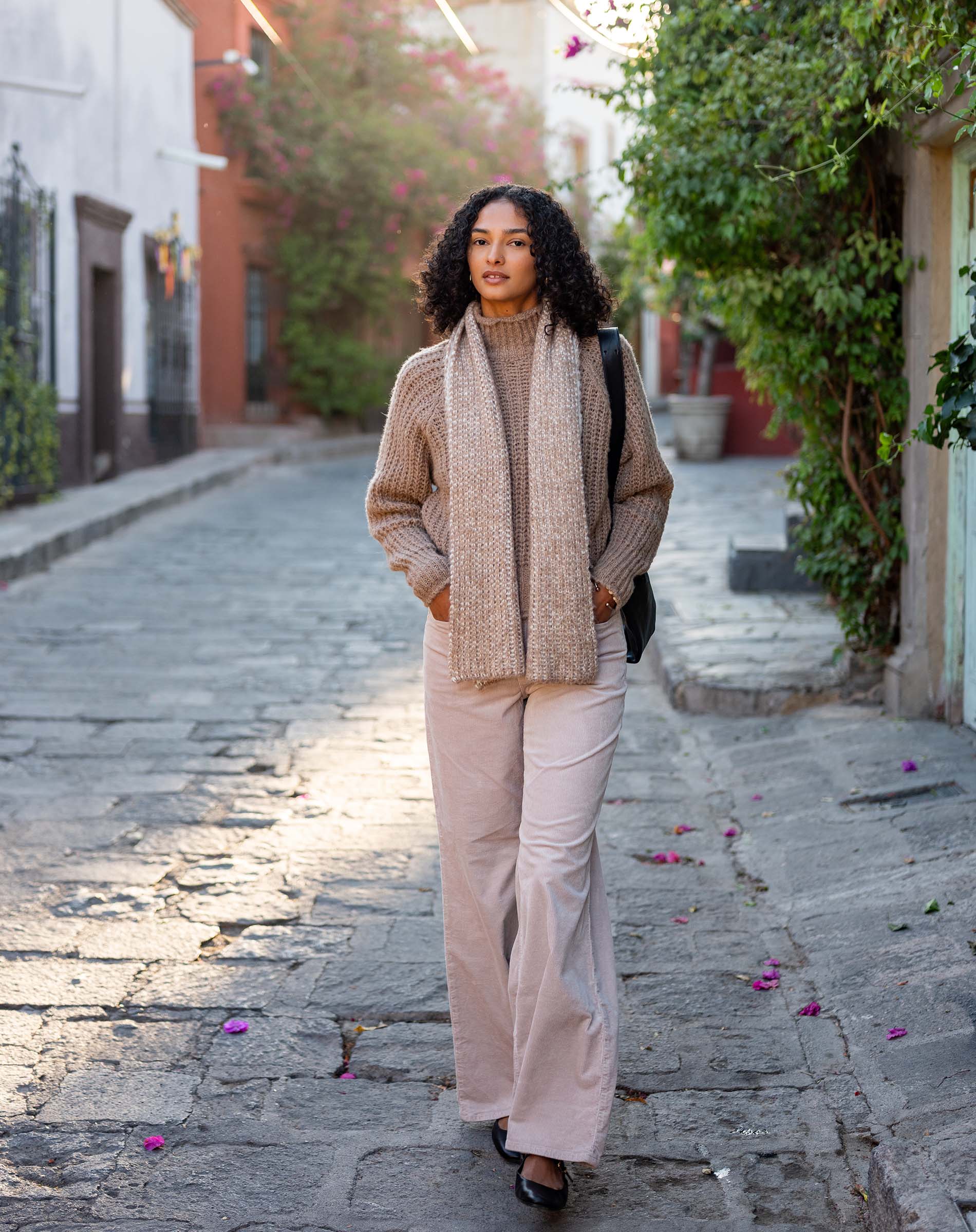 Ladies' travel-ready beachstone oversized knit sweater with ribbed details