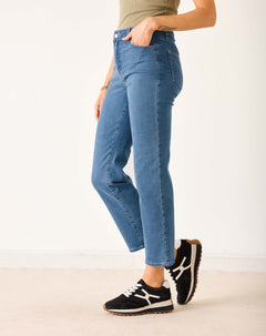 Women's Light Wash Thermal Straight Leg Jeans