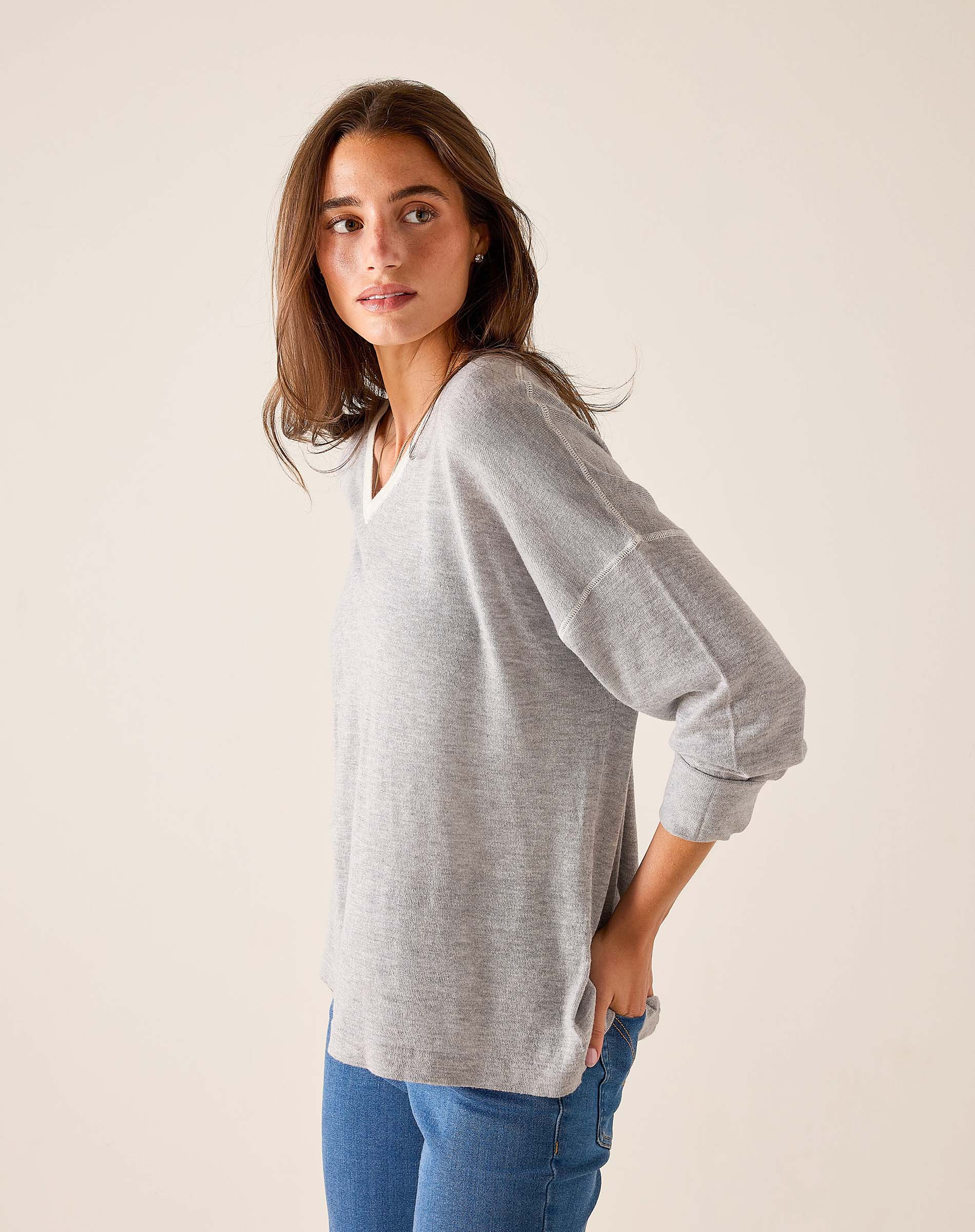 Silver cloud v-neck knit top in a loose fit with drop shoulders.