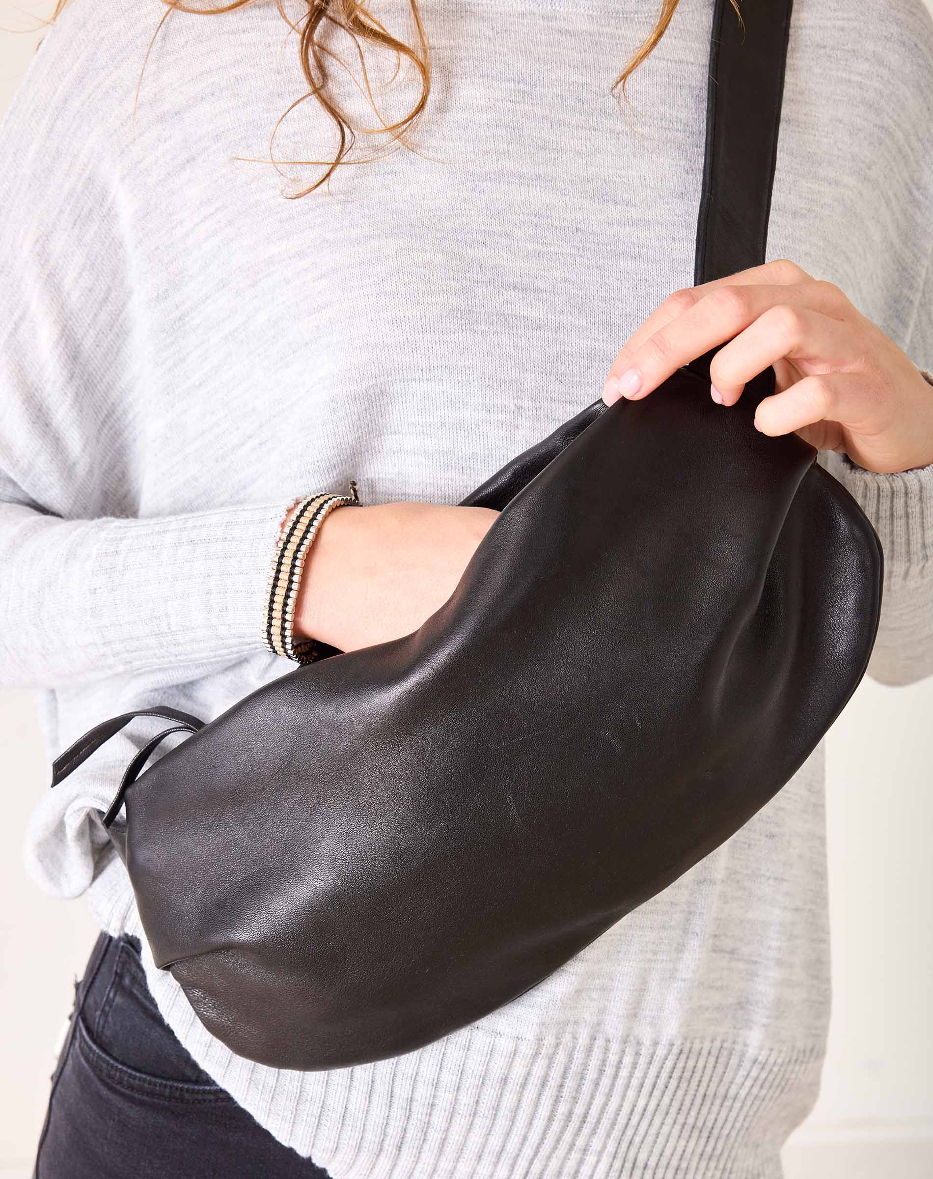 Le Metro Large Crossbody Traveler