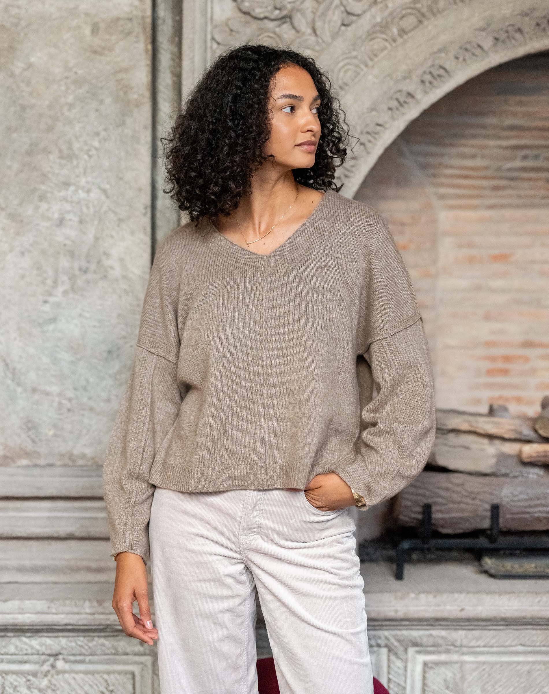 Women's Cashmere Vneck Sweater
