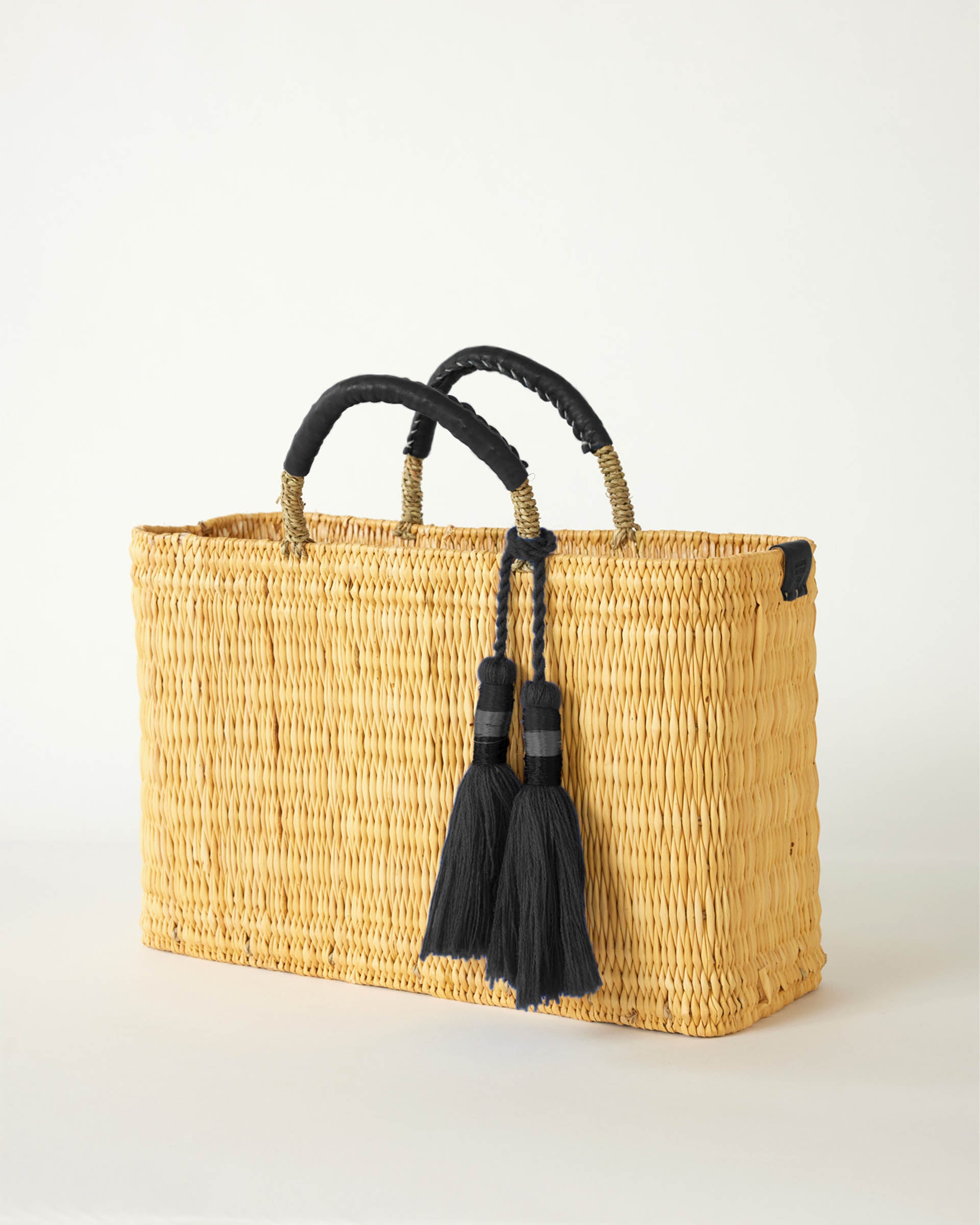 medina basket with black tassel