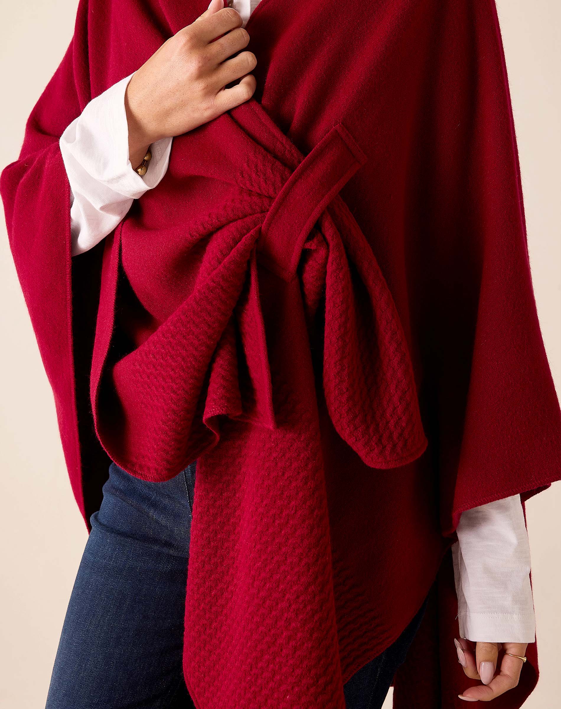 Modern Travel Wrap