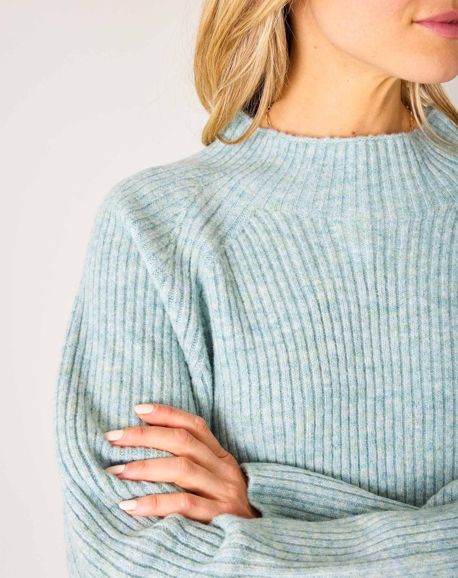Heathered sea foam mockneck ribbed knit sweater