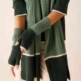 Forest green ribbed knit fingerless gloves and matching wrap.