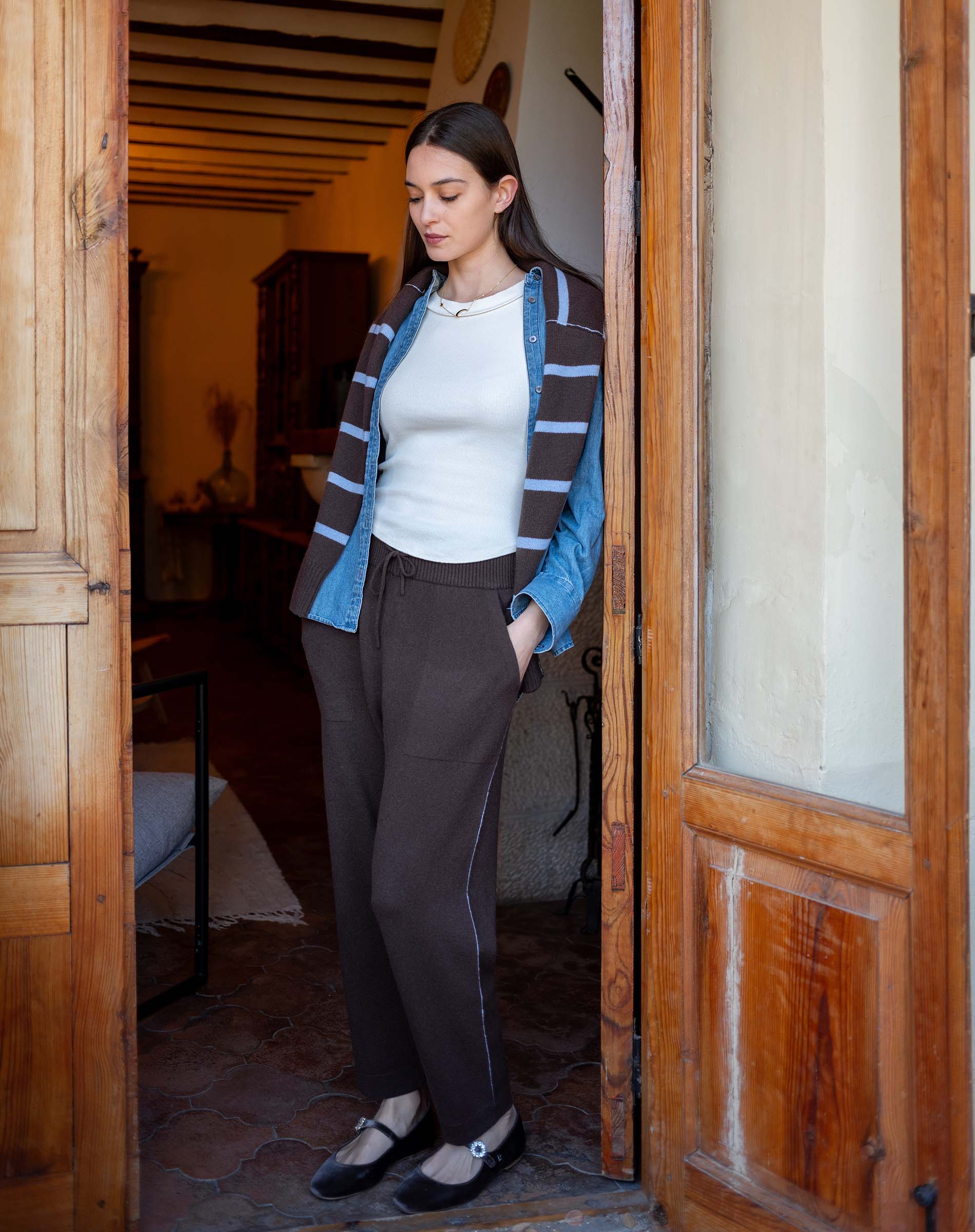 Truffle colored cashmere tapered pant with a subtle side stripe.