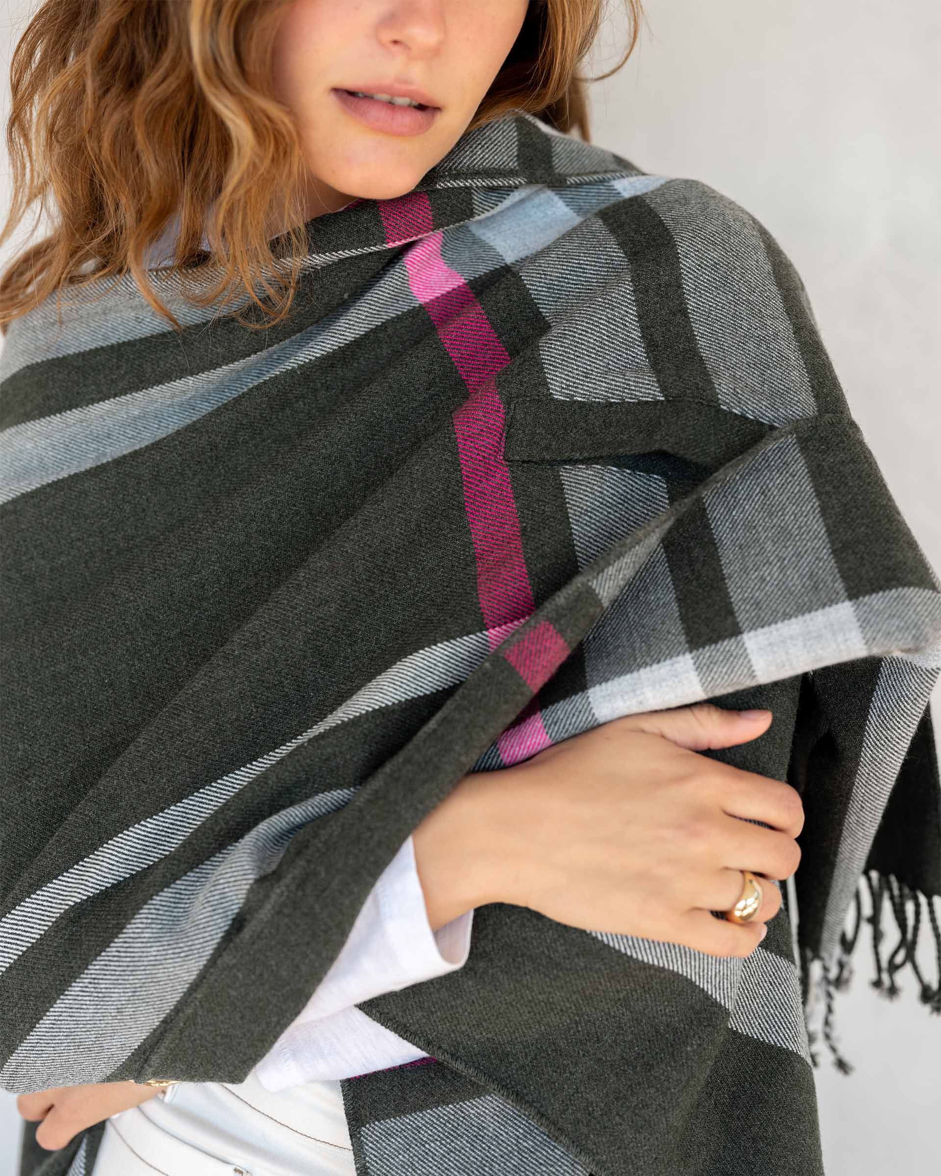 Women's Holiday Pocket Travel Wrap for Layering