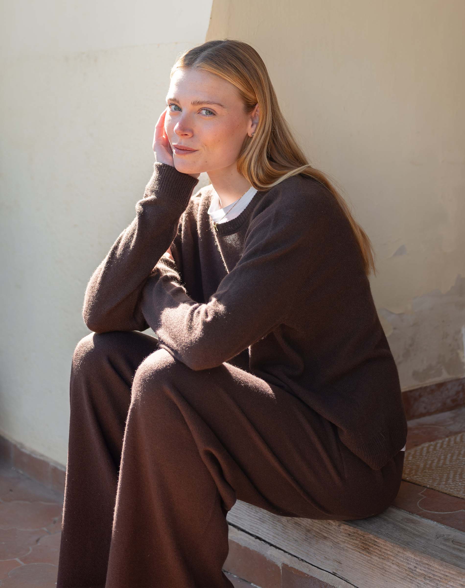 Truffle brown knit roma boyfriend cashmere sweater with a wide neckline and relaxed fit.