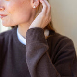 Truffle colored boyfriend fit cashmere sweater with ribbed cuffs