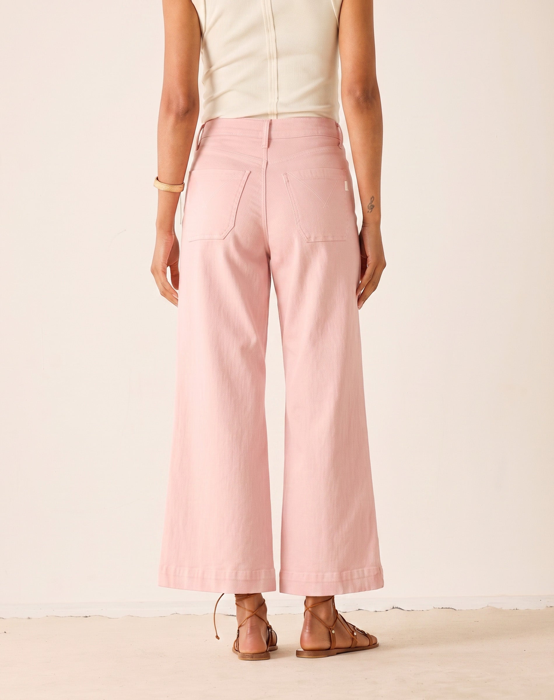 パンツ MERTRA DENIM PINK Sailor Cropped Wide Leg Jeans Voyageur by Mersea | Travel Denim