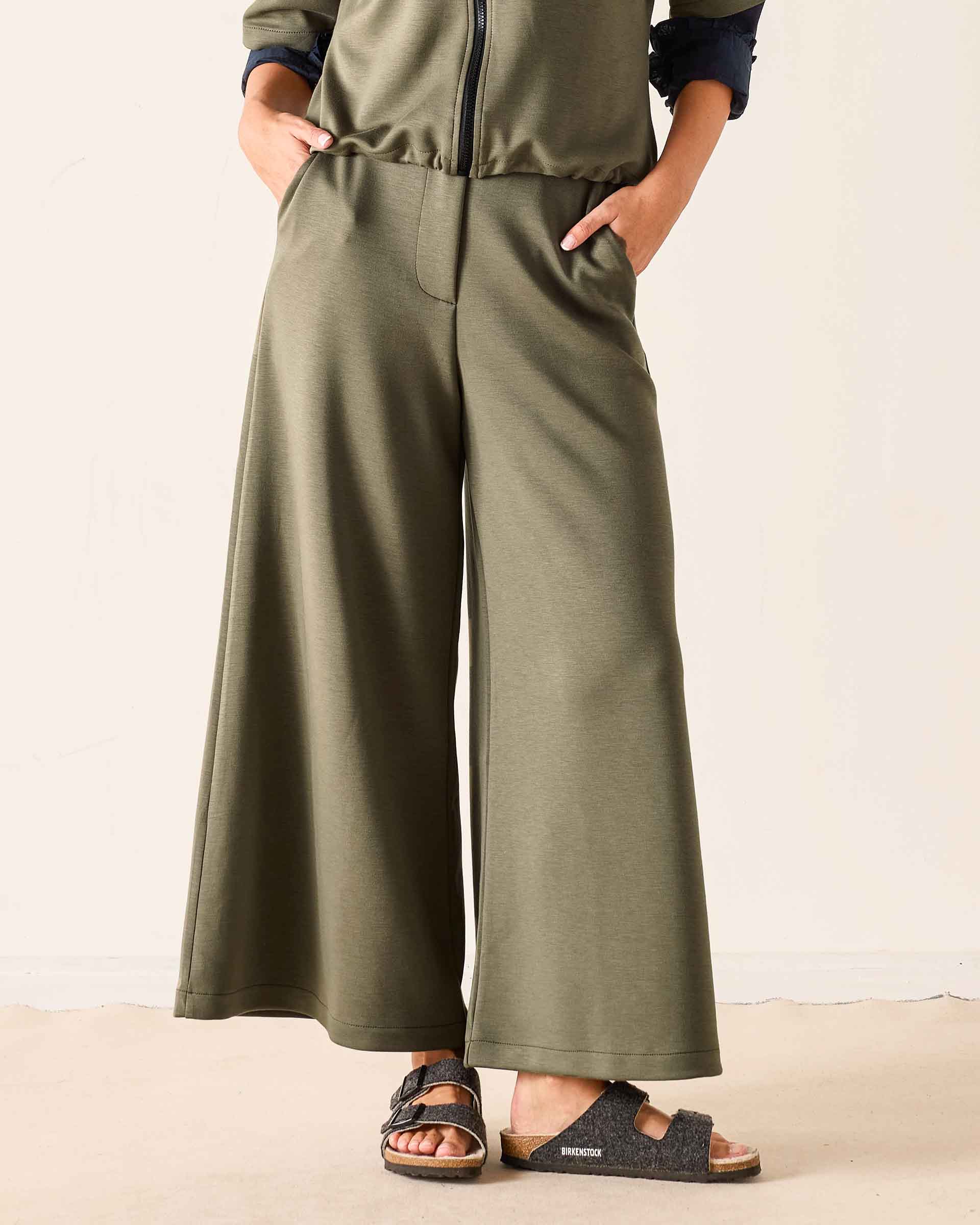Women's Soft Scuba Wide Leg Pant Travel Set