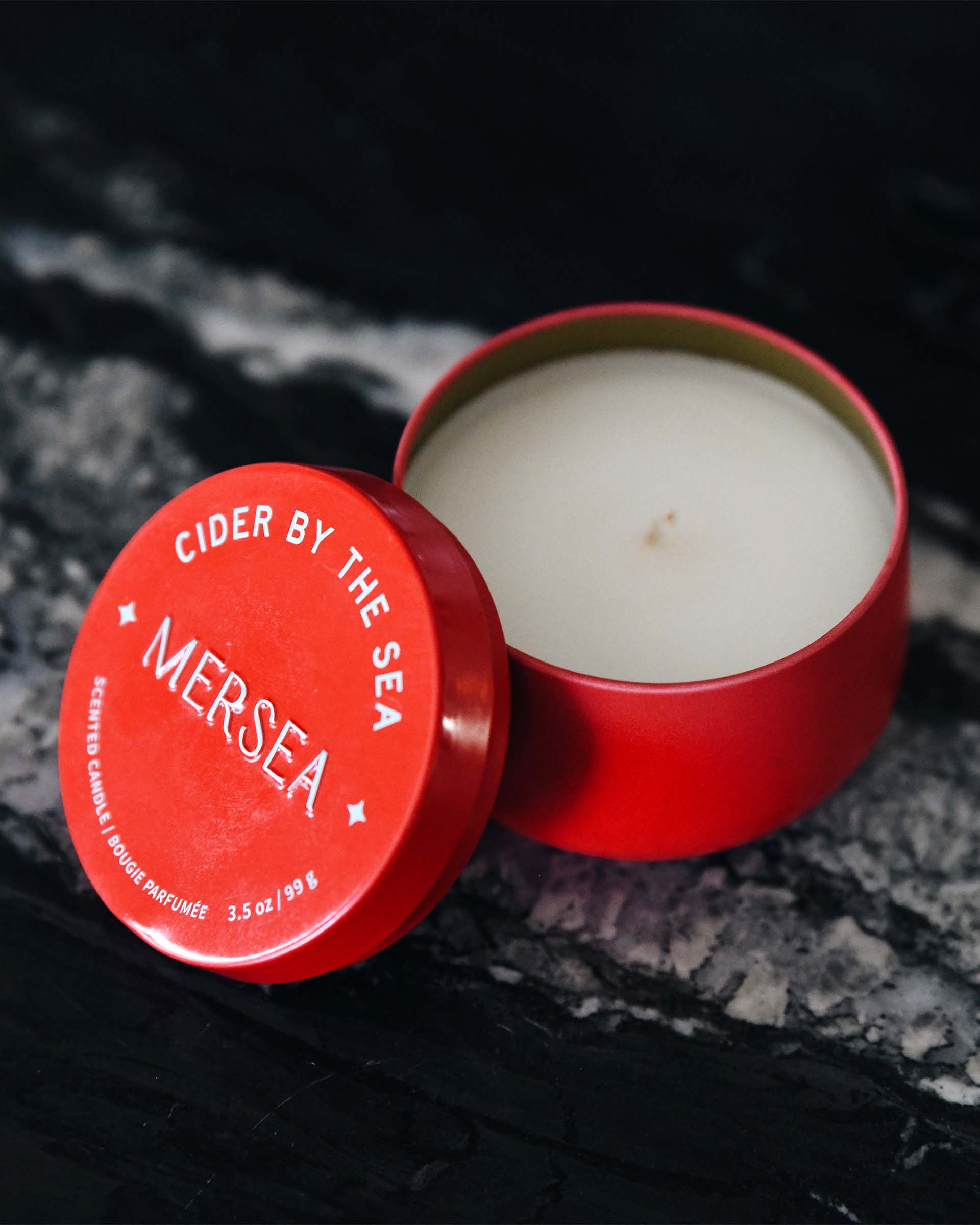 Mini Holiday Tin Candle Perfect for Gifting