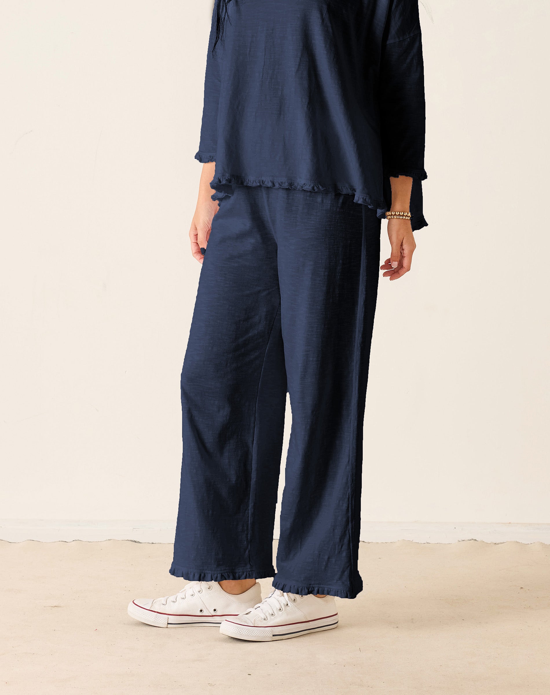 Traveler Ruffle Tee Pant