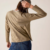 Nutmeg raglan tee in a relaxed fit with long sleeves and a ribbed neckline.