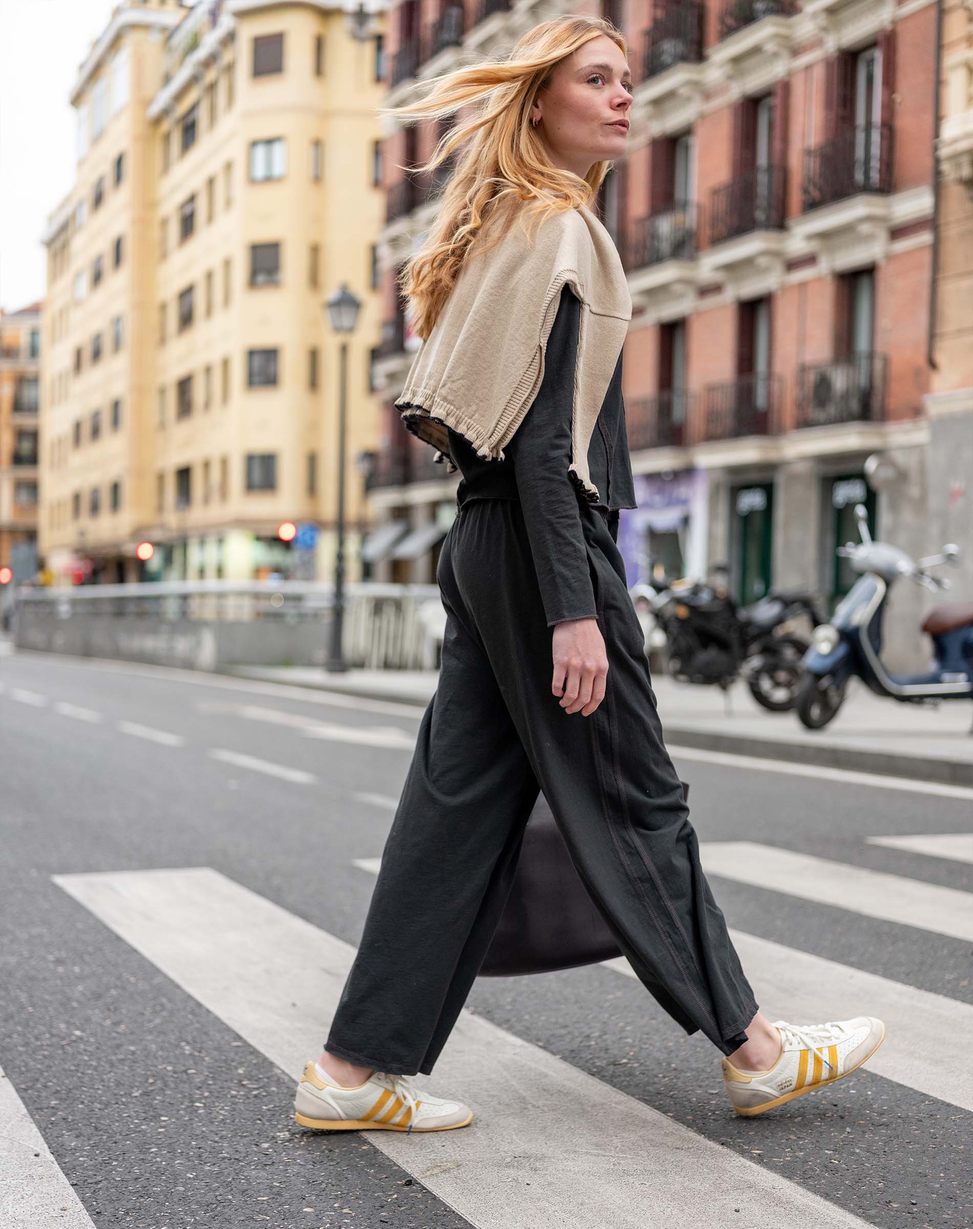 Trouvaille Tee Pant