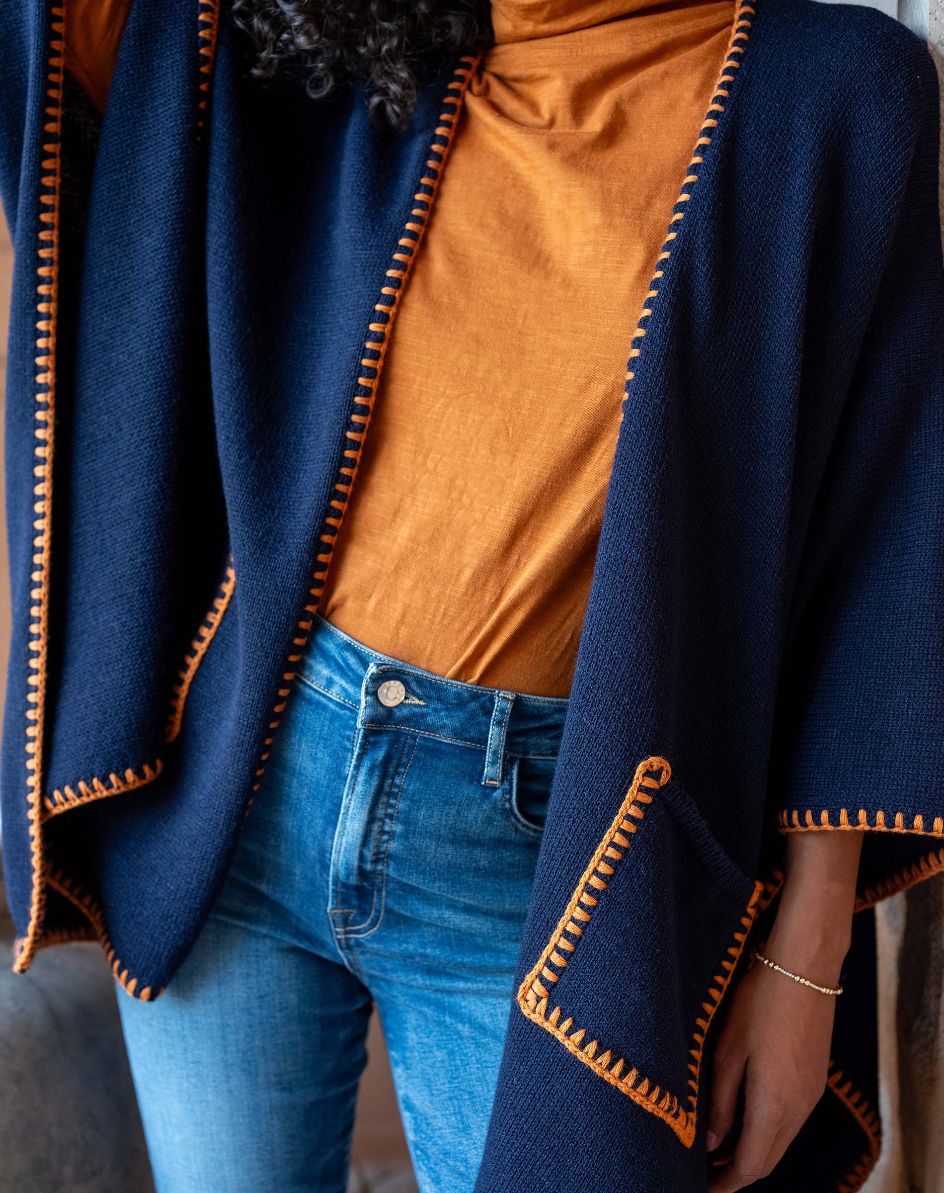 Women's Navy Fall Travel Wrap