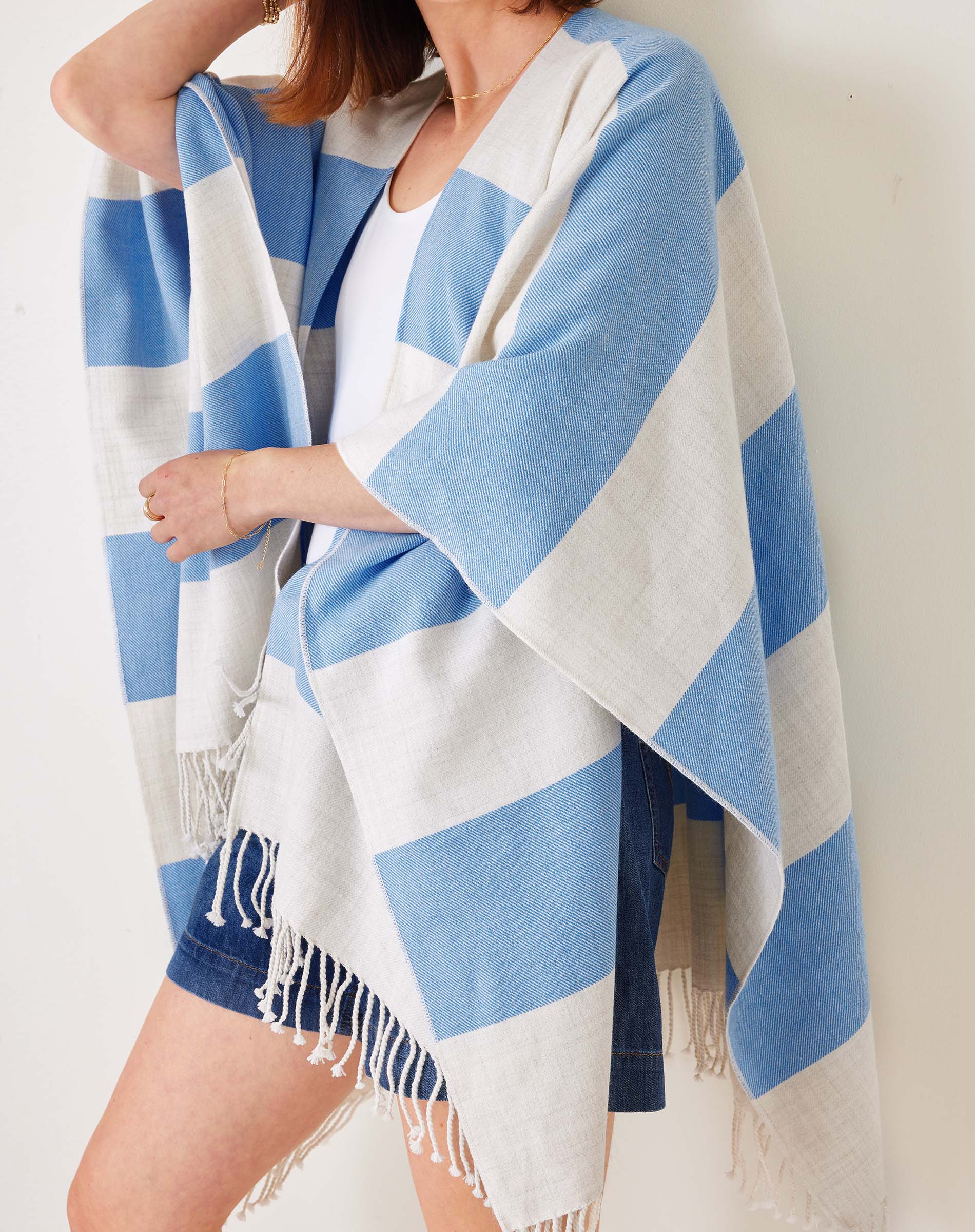 Women's Blue Striped Travel Wrap