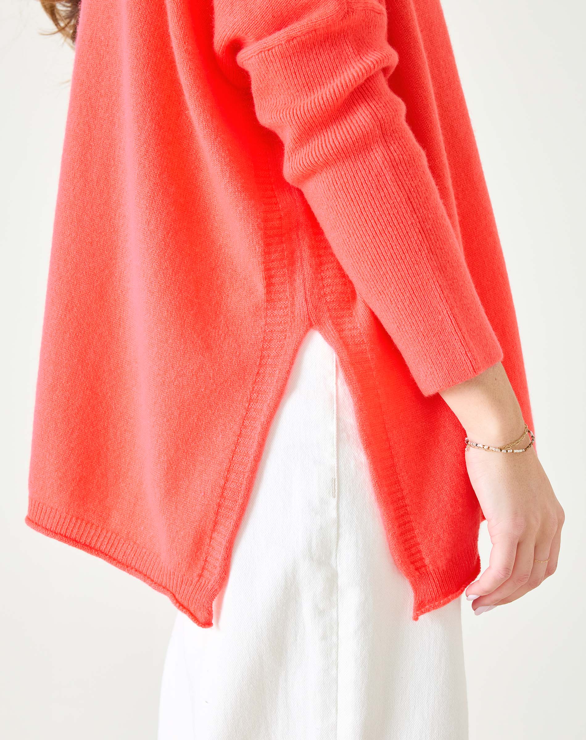 Women's Coral Cashmere One Sized Sweater