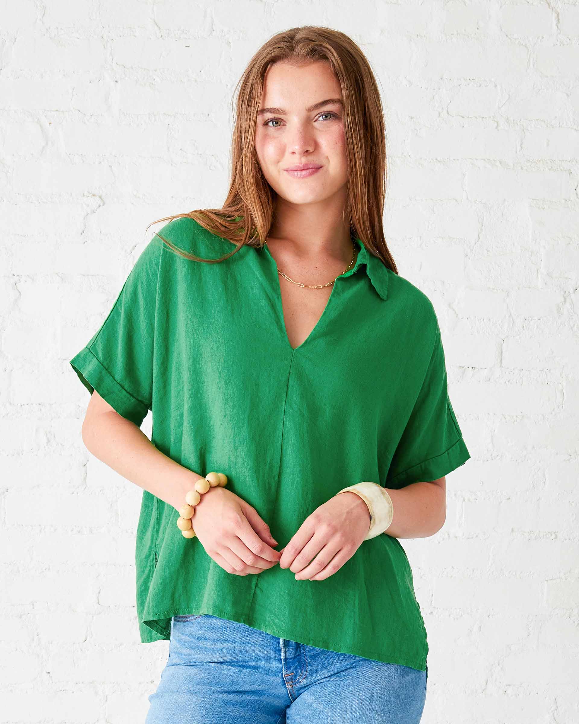 Women's Green Collared Short Sleeve Top