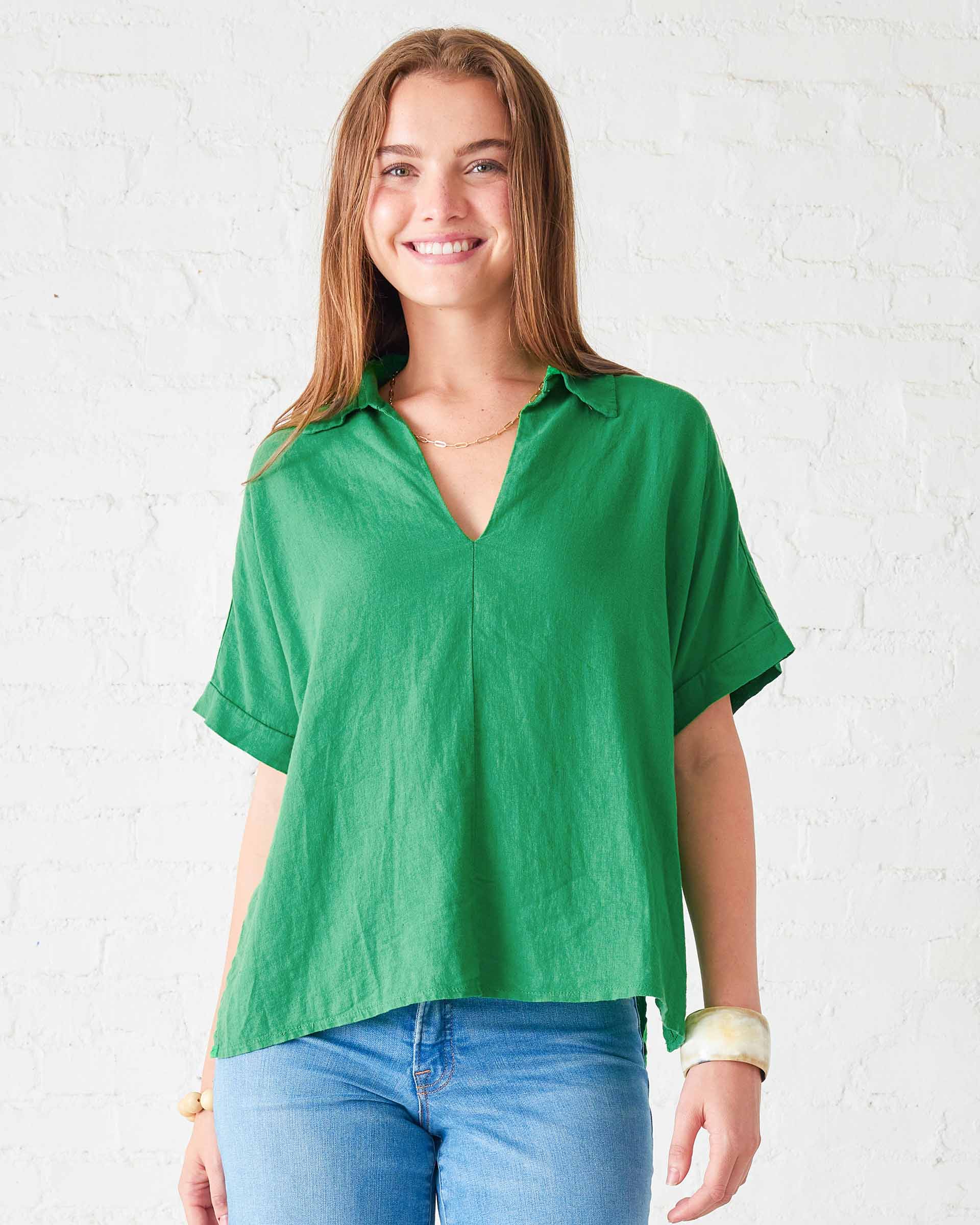 Women's Green Collared Short Sleeve Top