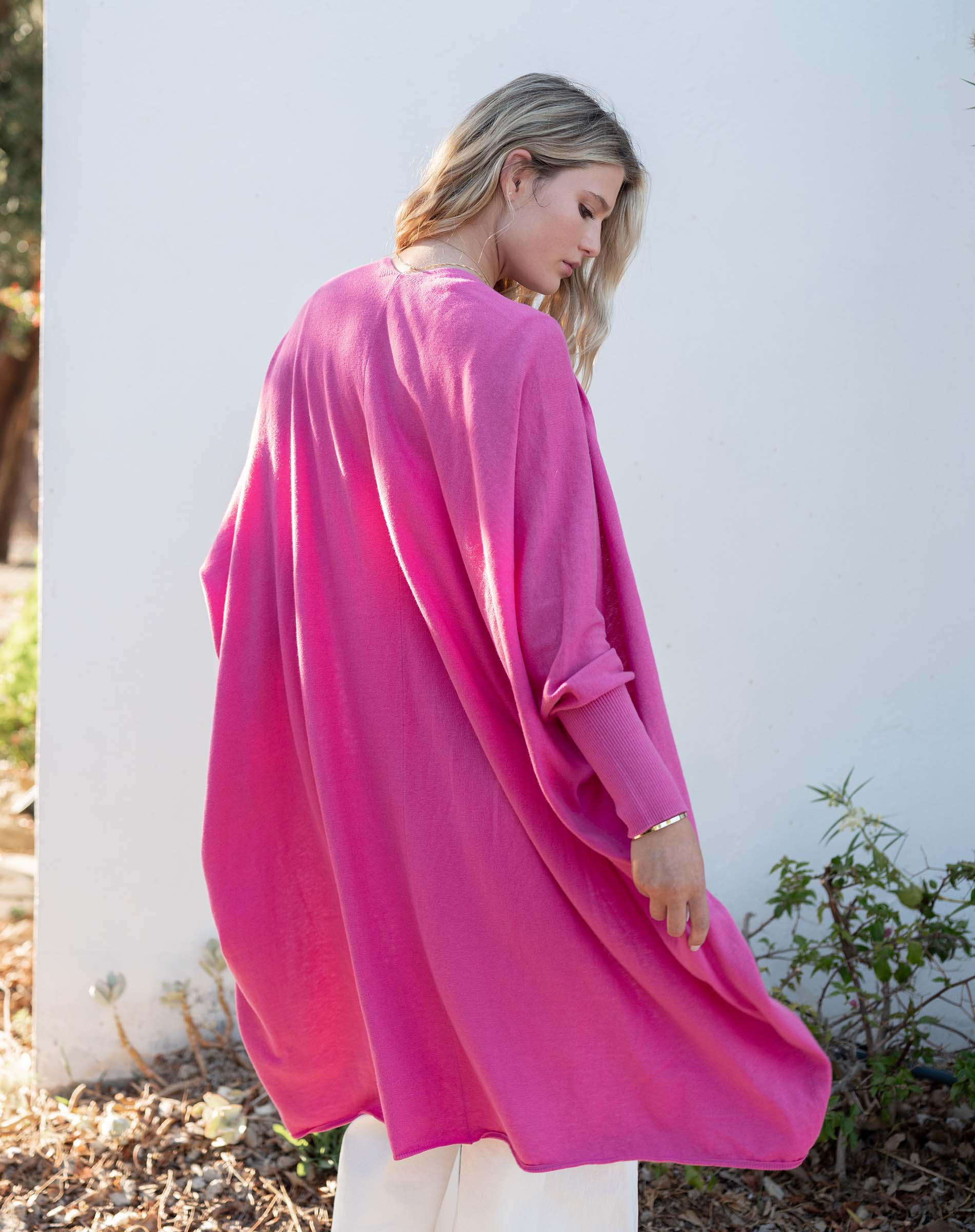 Women's Hot Pink Cashmere Blend Travel Kimono