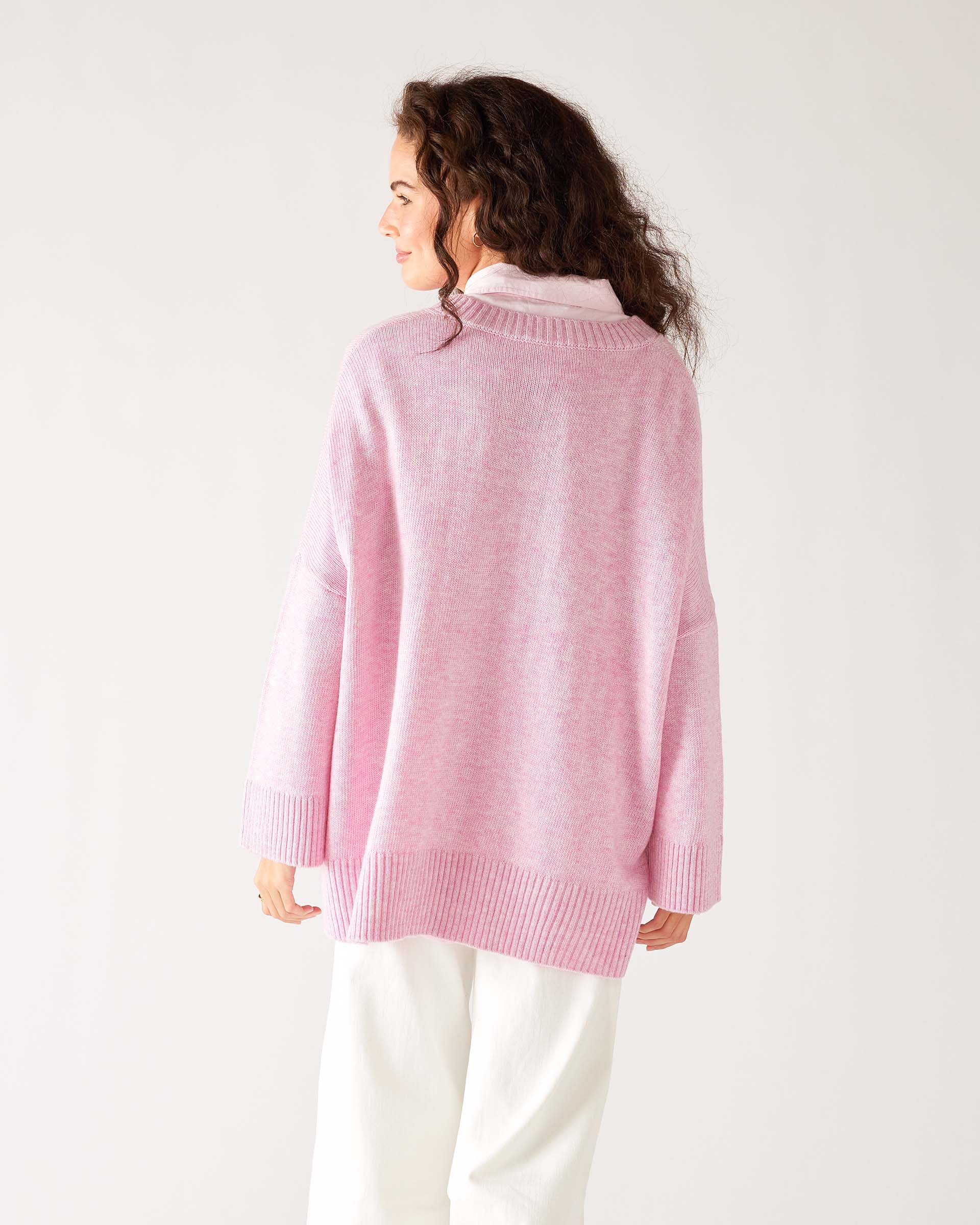 Women's Light Pink Midweight Loose Fitting V-neck Sweater Rear View 