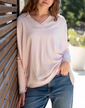 Women's One Size Vneck Knit Sweater in Light Pink Travel Look