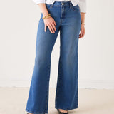 Women's Light Wash Wide Leg Jeans Perfect for Fall