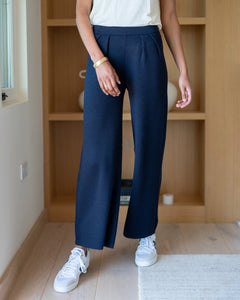 Women's Navy Pleated Knit Pant Fall Style