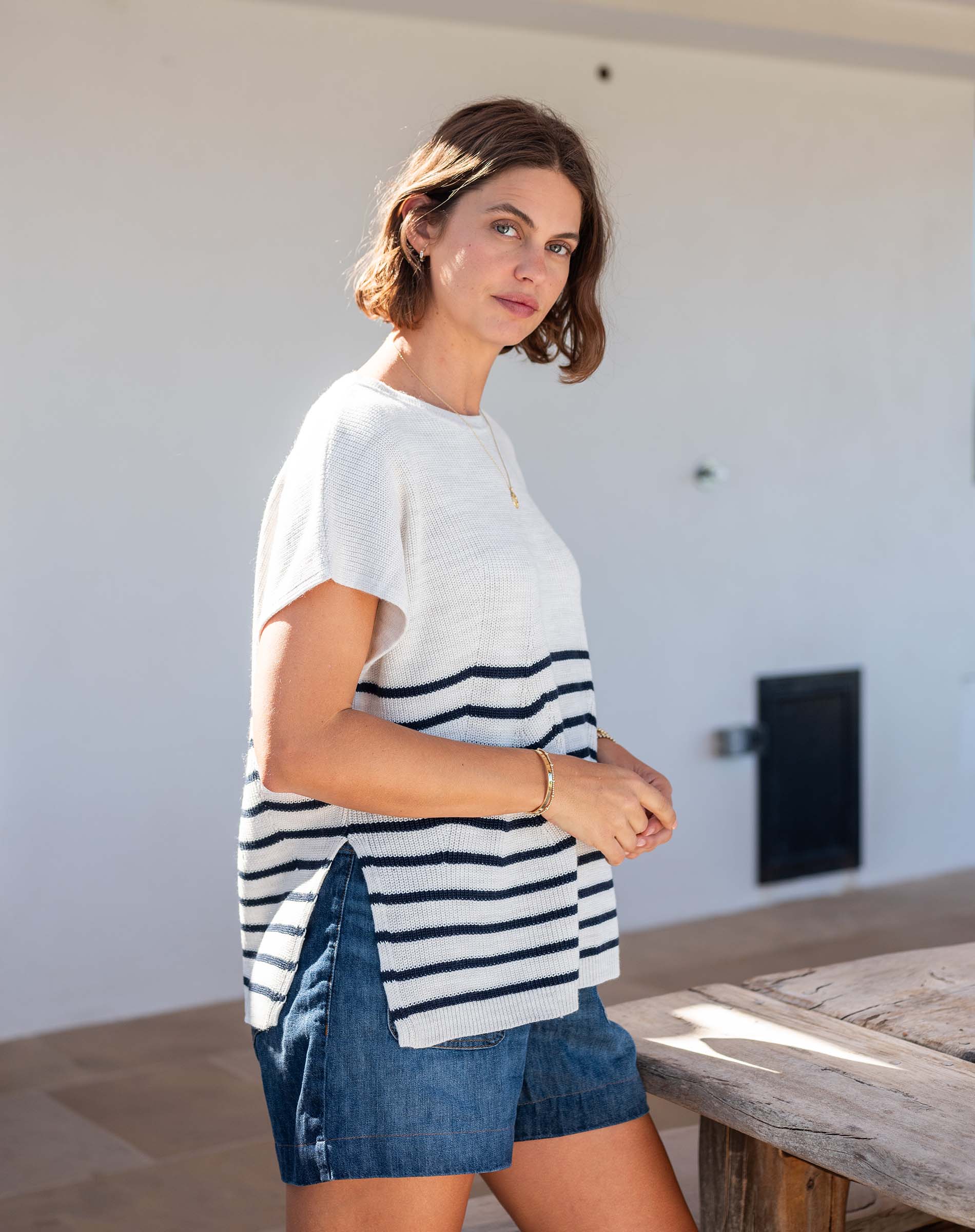 Women's White Navy Striped Short Sleeve One Sized Sweater