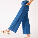 Women's Patch Pocket Stretchy Cropped Wide Leg Blue Jeans Side View Stepping