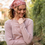 Women's Pink Fitted Cashmere Crewneck Rolled Hem Pullover Sweater Outdoor