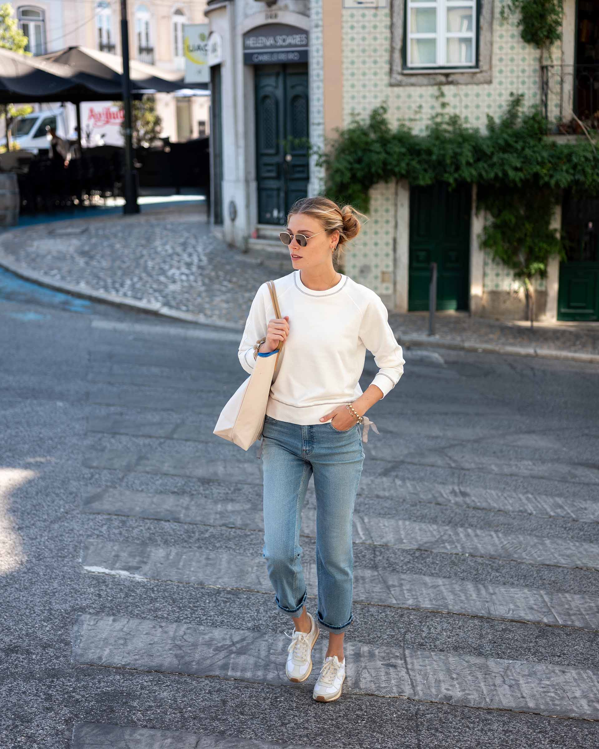 Women's White Crewneck Sweatshirt with Adjustable Ribbon Ties