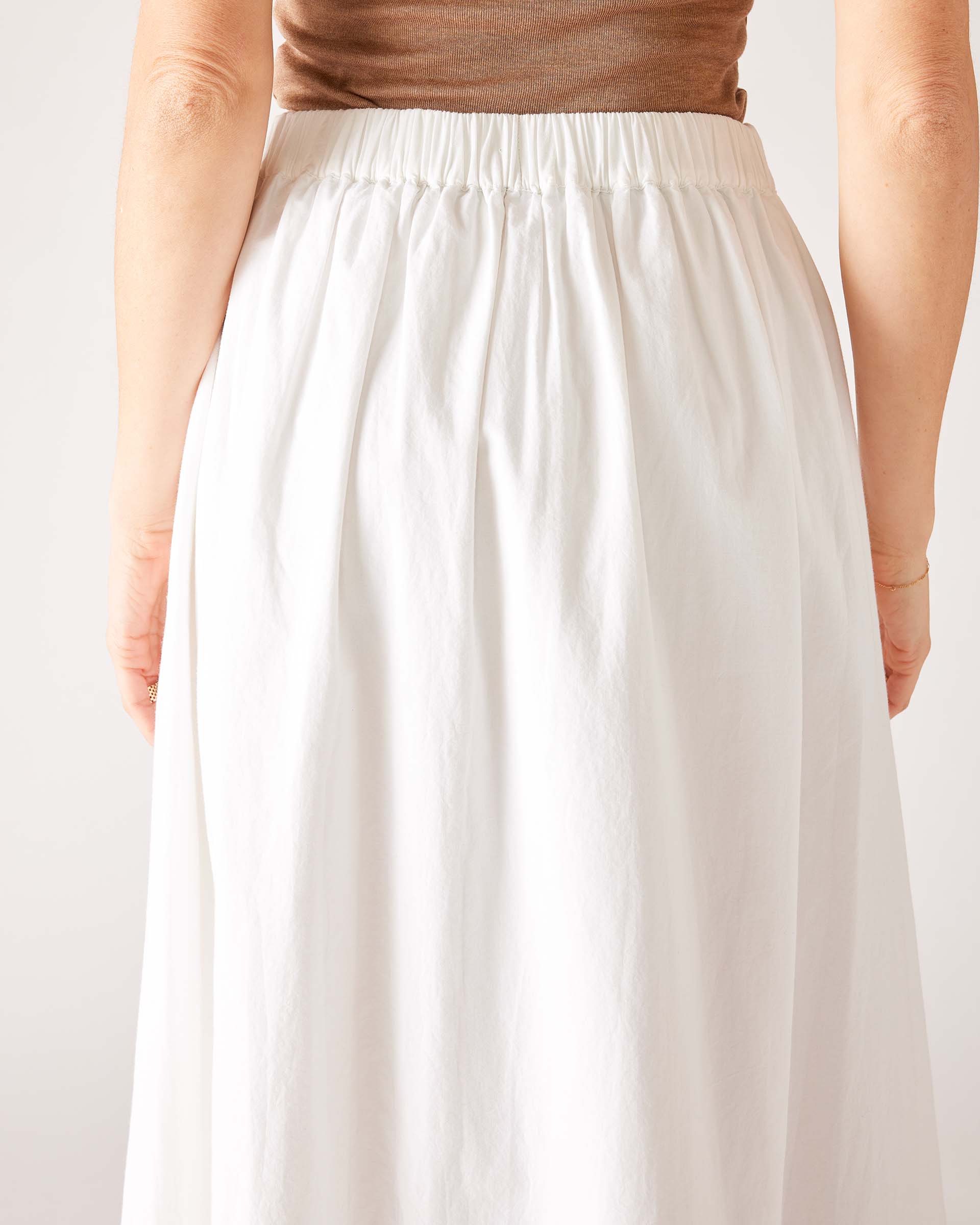 Women's White Maxi Skirt Rear View Waist Detail