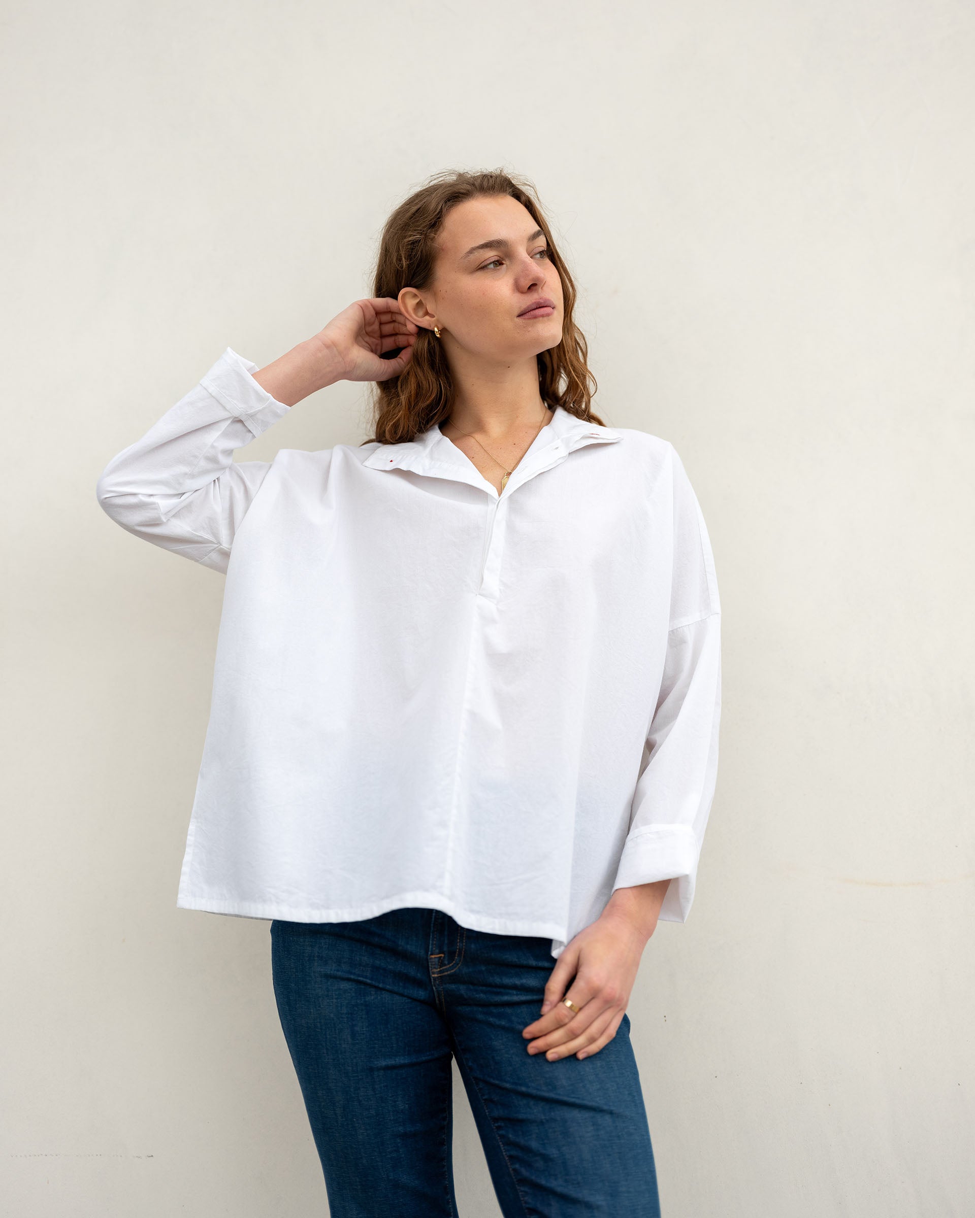 Women's White Pop Up Collar Top Long Sleeve