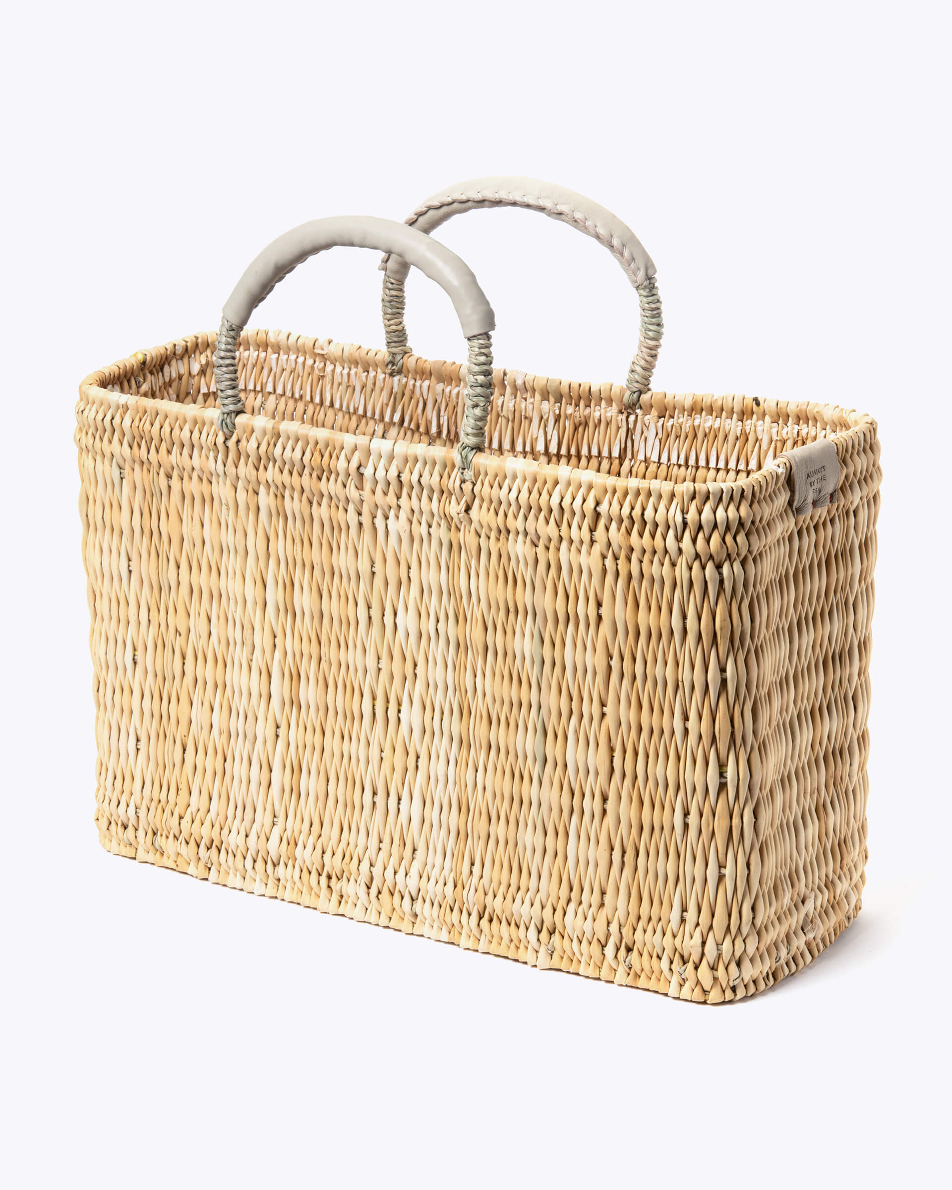 Handwoven Market Baskets For Home Décor Or Beach Days - MERSEA